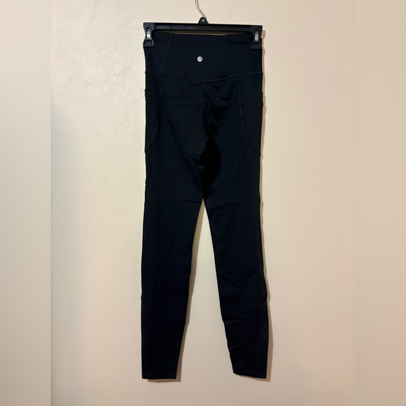 NWT Halara Softlyzero™ Crossover Pocket Plain Leggings-UPF50+ - Picture 4 of 8